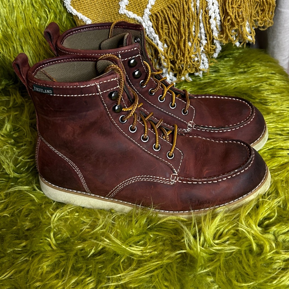 Women's Eastland Lumber Up Boots